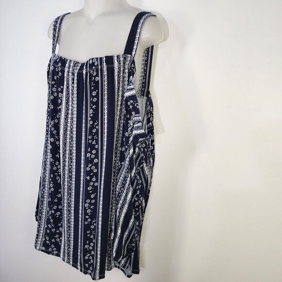 Lane Bryant Womens Top Swing Tee Size 26/28 Floral Striped Cold Shoulder Black - Picture 6 of 9